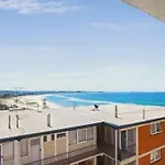 Location, Location! Walk To Anywhere!